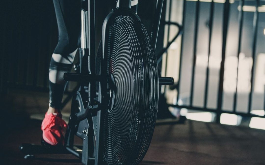 A Home Gym Owner’s Guide To Indoor Cycling Equipment